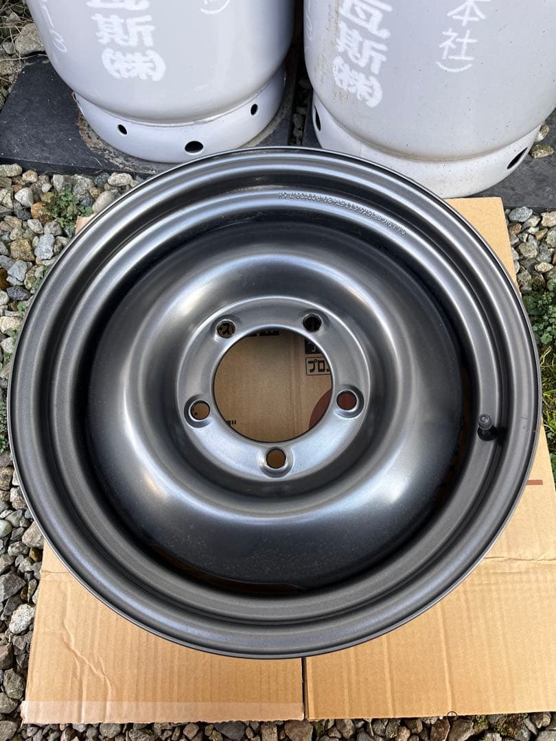 シーエルリンク16インチ ホイール PCD139.7 ET+20 幅5.5j